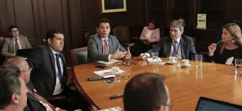 web-creacion-cluster-tuberculos-viceministro-pico.jpg