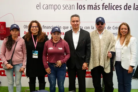 El Ministerio de Agricultura y Desarrollo Rural, a trav�s de FINAGRO, y Davivienda se unen para entregar 14.000 seguros 100% subsidiados a campesinos y peque�os productores   