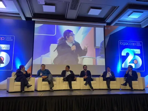 M�s de 135.000 campesinos han obtenido su primer cr�dito agropecuario gracias a que el Fondo Agropecuario de Garant�as (FAG) les ha servido como fiador