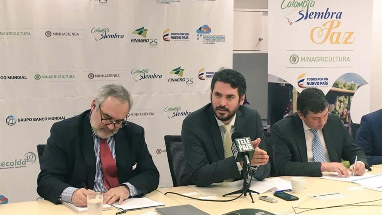 161130_notagobiernoanunciaseguroagro_1800.jpg