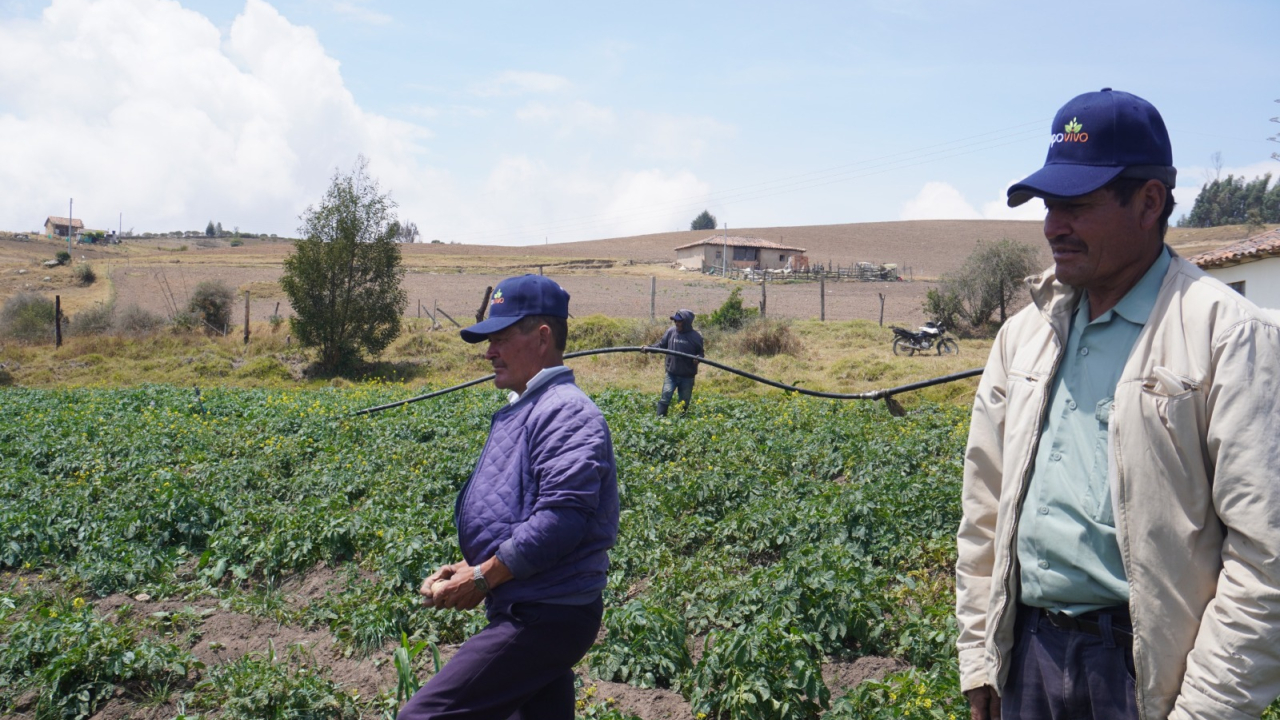 Gobierno Nacional reducirá hasta un 40% los créditos de campesinos que inviertan en sistemas de riego y drenaje, así como en obras para el manejo del agua